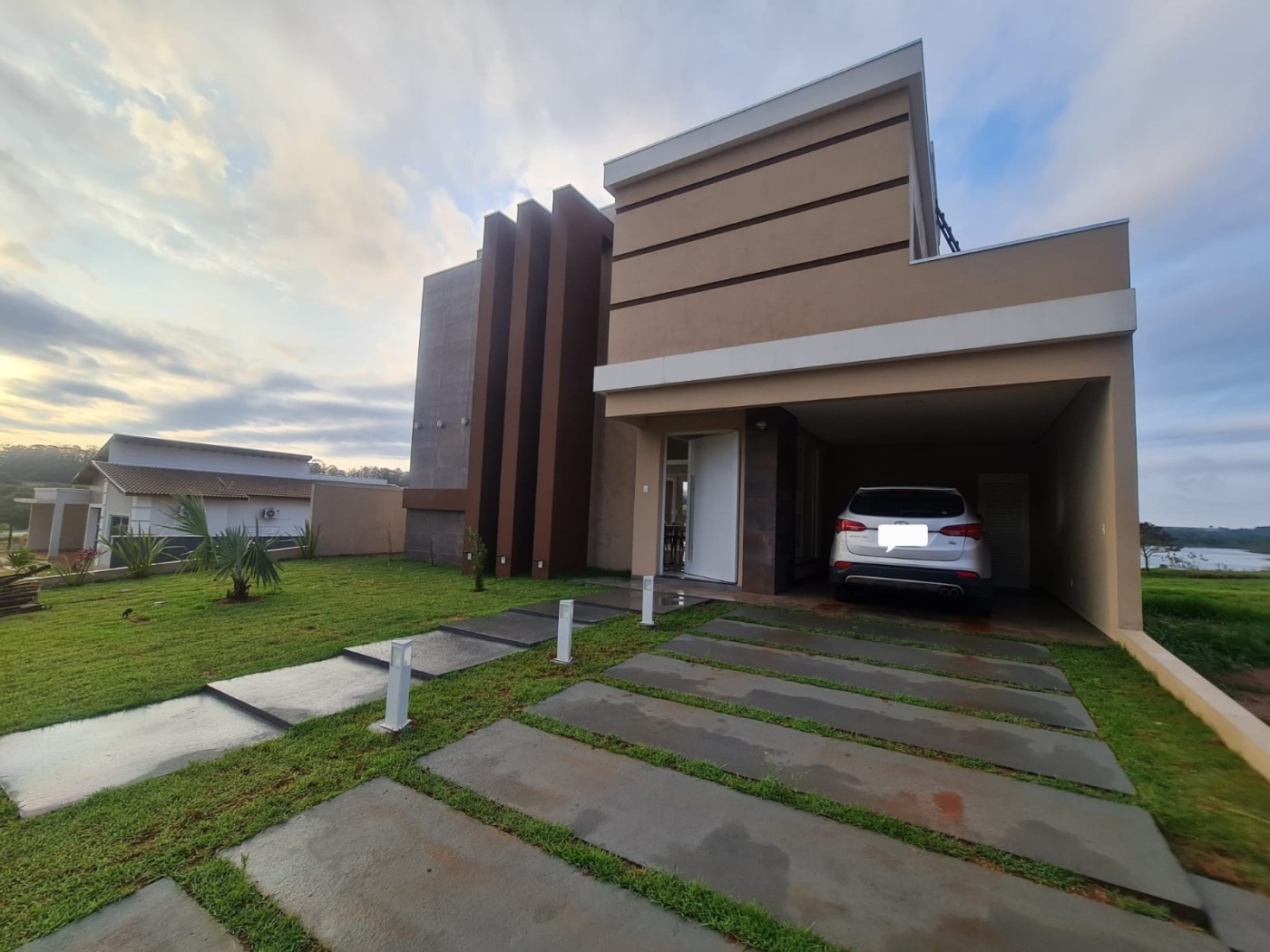 Casa à venda com 4 quartos, 2 suítes, 2 vagas e 225m² no Santa Barbara Resort Residence, Águas de Santa Bárbara (SP) — foto 2 de 30