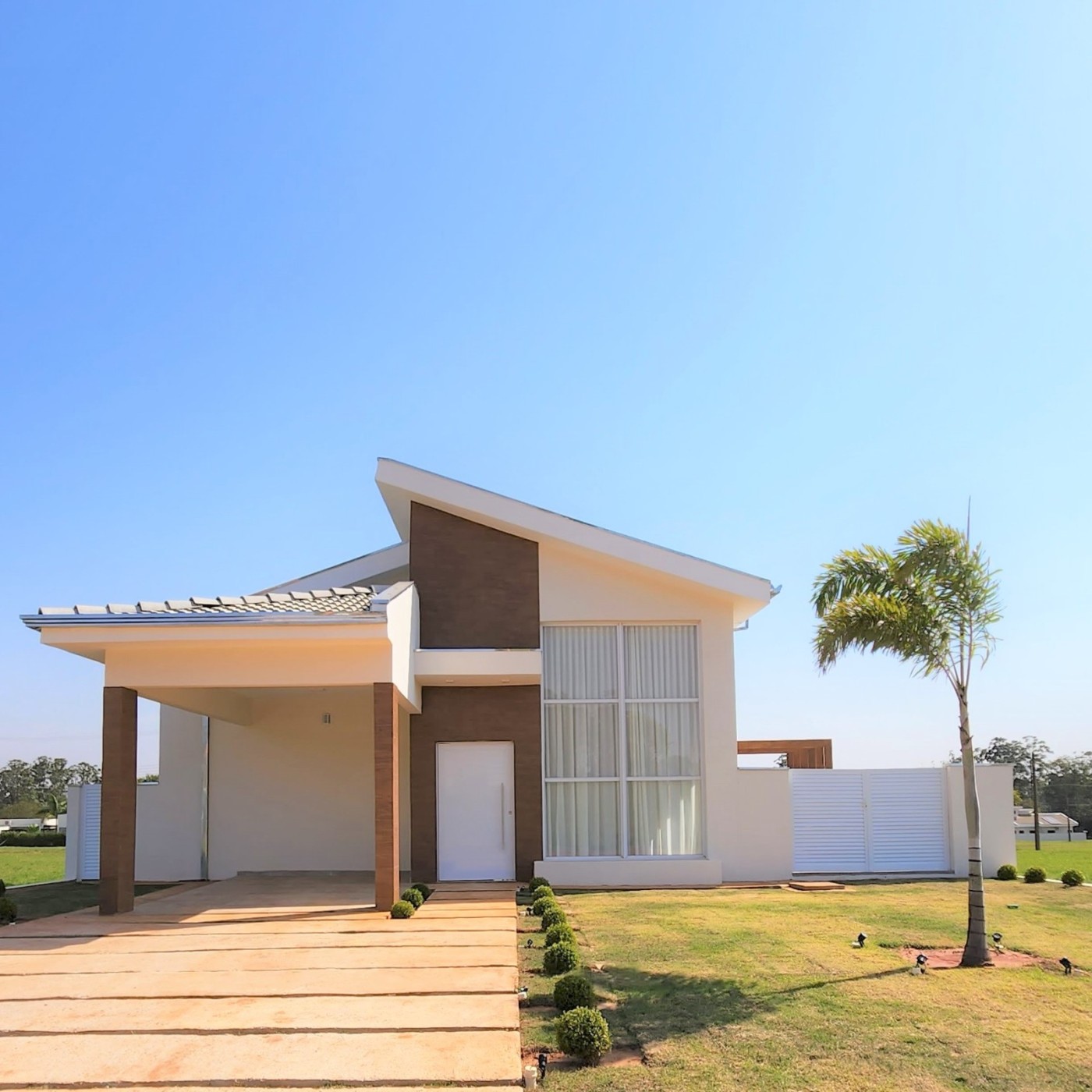 Casa à venda com 3 quartos, 2 suítes, 4 vagas e 175m² no Santa Barbara Resort Residence, Águas de Santa Bárbara (SP) — foto 2 de 30