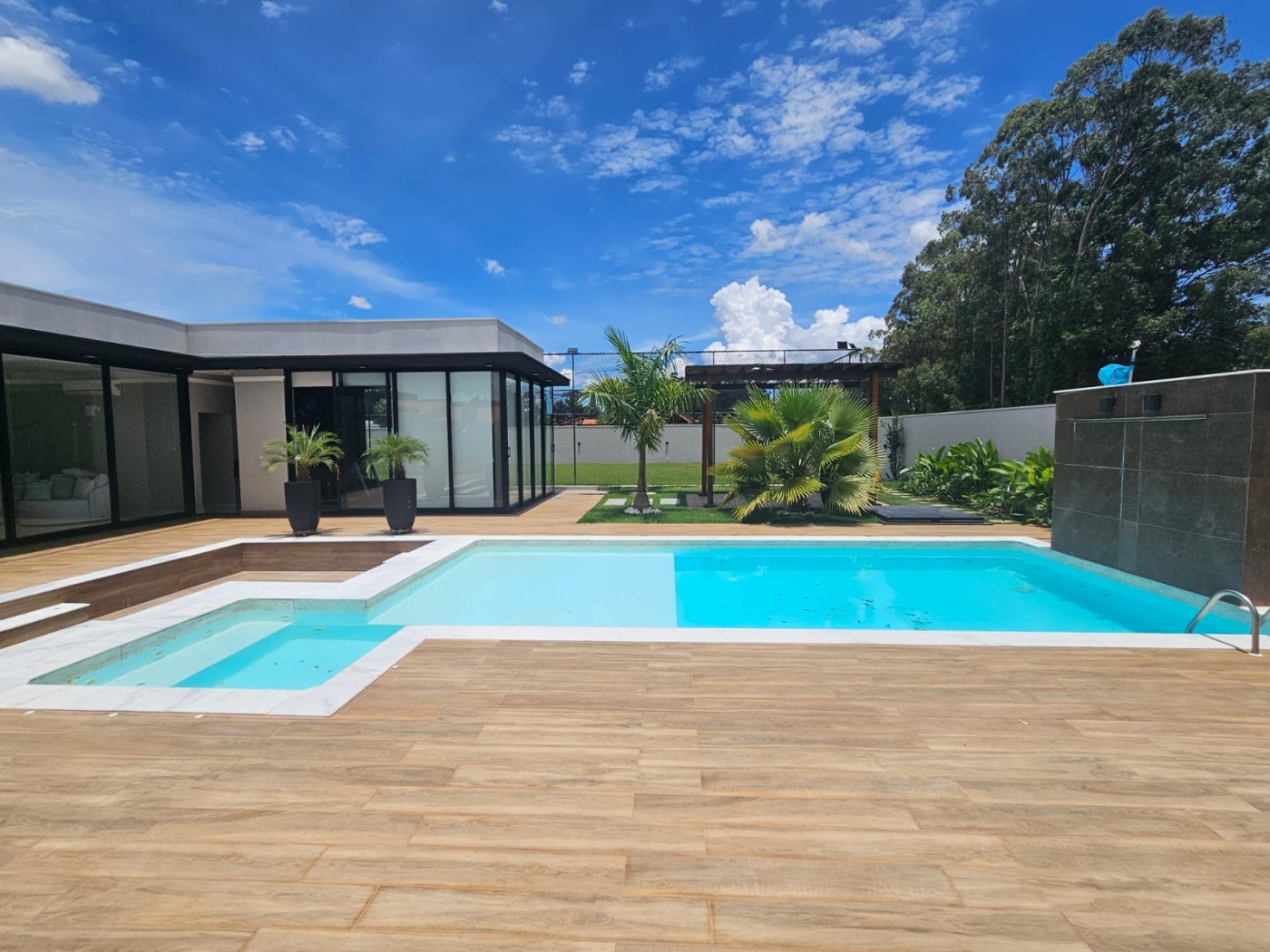 Casa à venda com 3 quartos, 3 suítes, 6 vagas e 500m² no Thermas de Santa Barbara, Águas de Santa Bárbara (SP) — foto 5 de 30